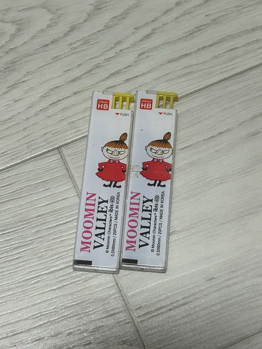 무민 밸리 0.5mm HB 고전 샤프심