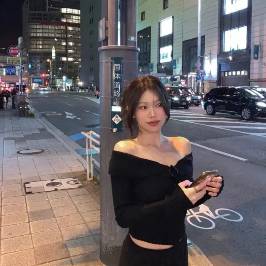 온트마켓 예슬마켓 Collar Knit Top