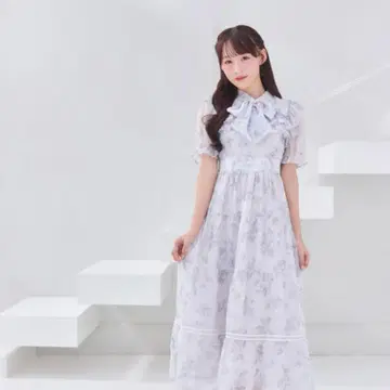 evelyn 라메 프릴 개더 꽃무늬 원피스