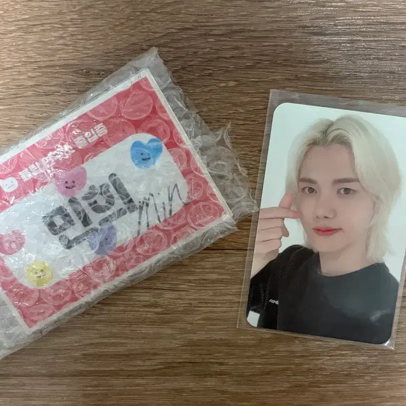 크래비티 플립 연구소 친필 싸인 이벤트 포카