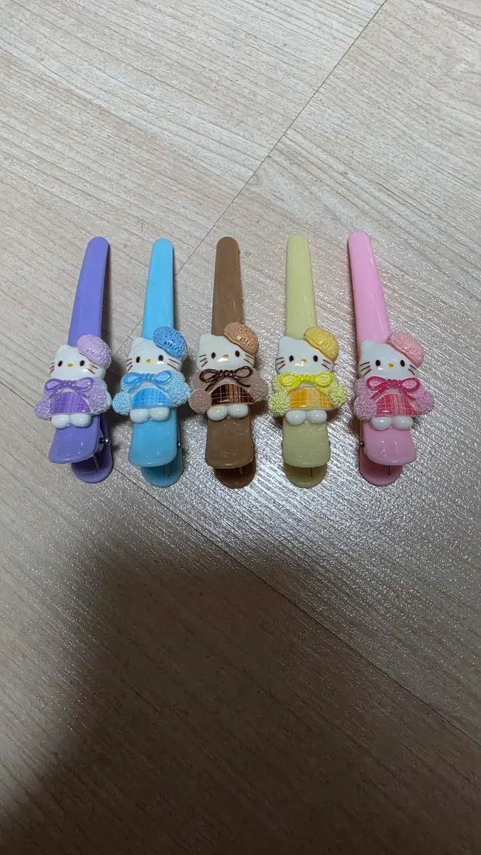 키티 집게핀 5개 세트 새상품