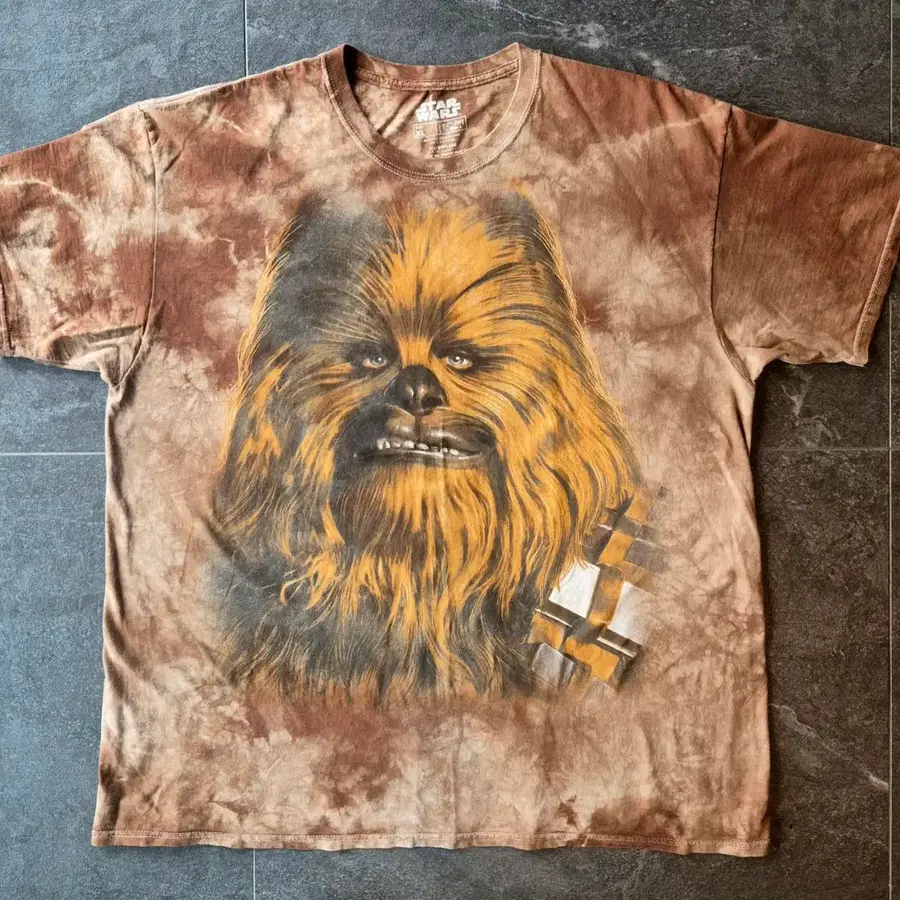 Official Star Wars x Fifth Sun 2000s Chewbacca Tie-Dye Graphic T-Shirt (XL)