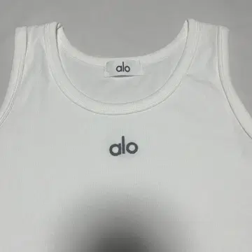 탱크탑 화이트