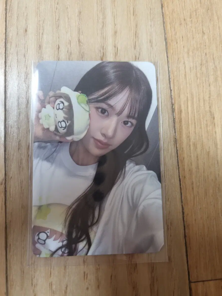 2026 IVE THE 4TH FAN CONCERT < DIVE into IVE> 티셔츠 유진 포카