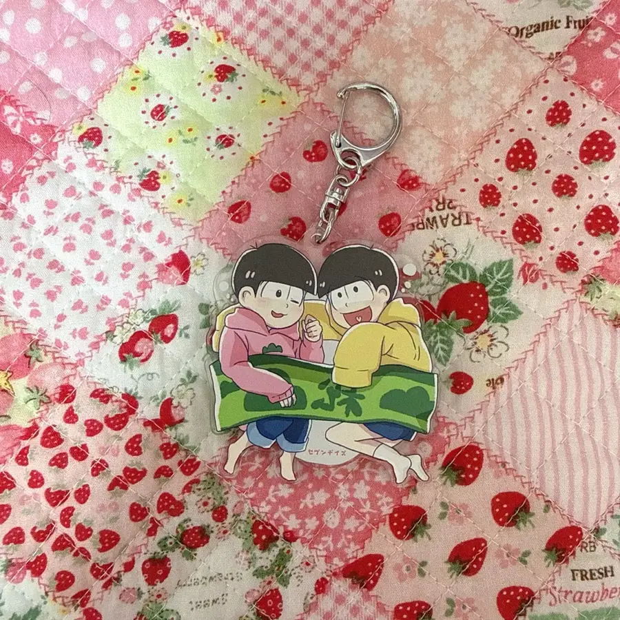 오소마츠상 아크릴 키링