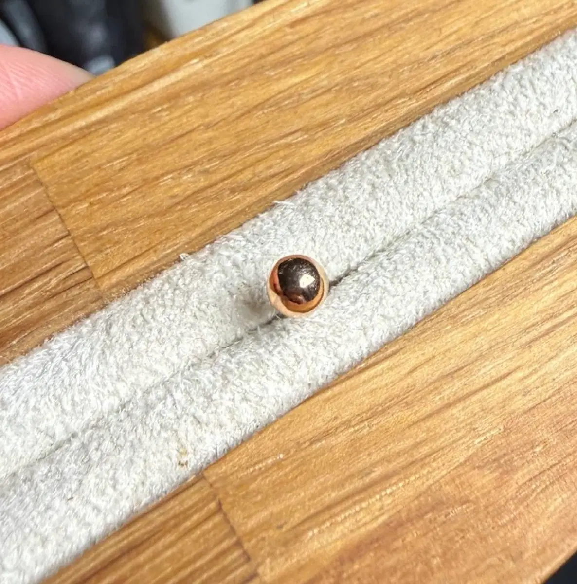 14k 로즈골드 4mm 볼 피어싱