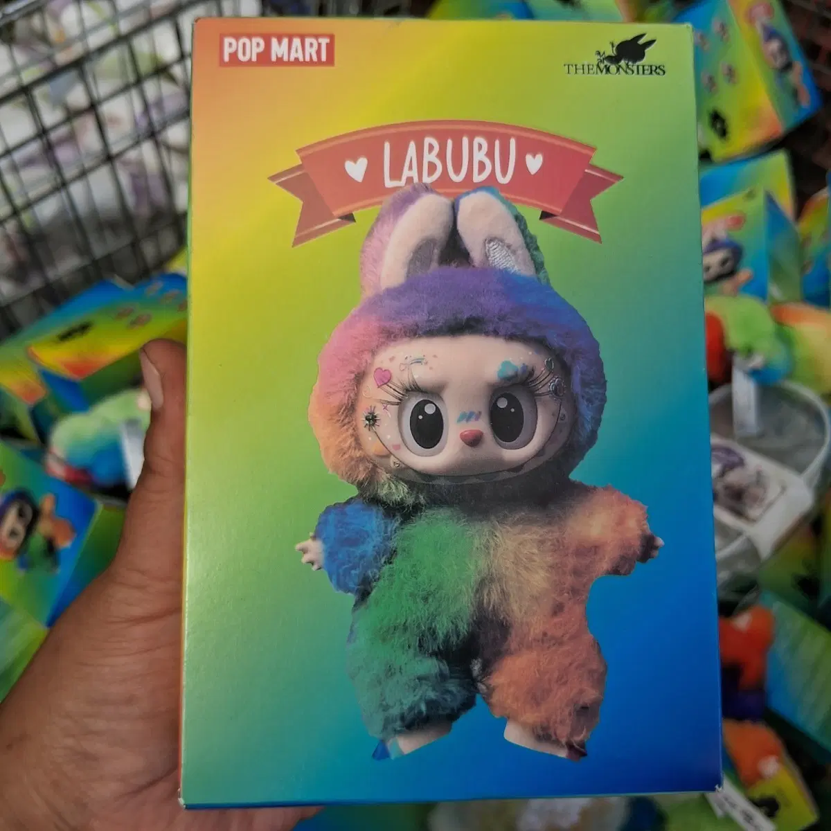 POP MART LABUBU 무지개 에디션 피규어