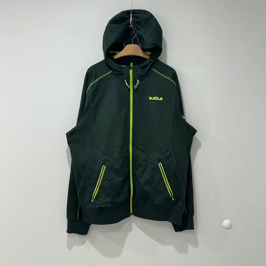 NIKE 나이키 바람막이