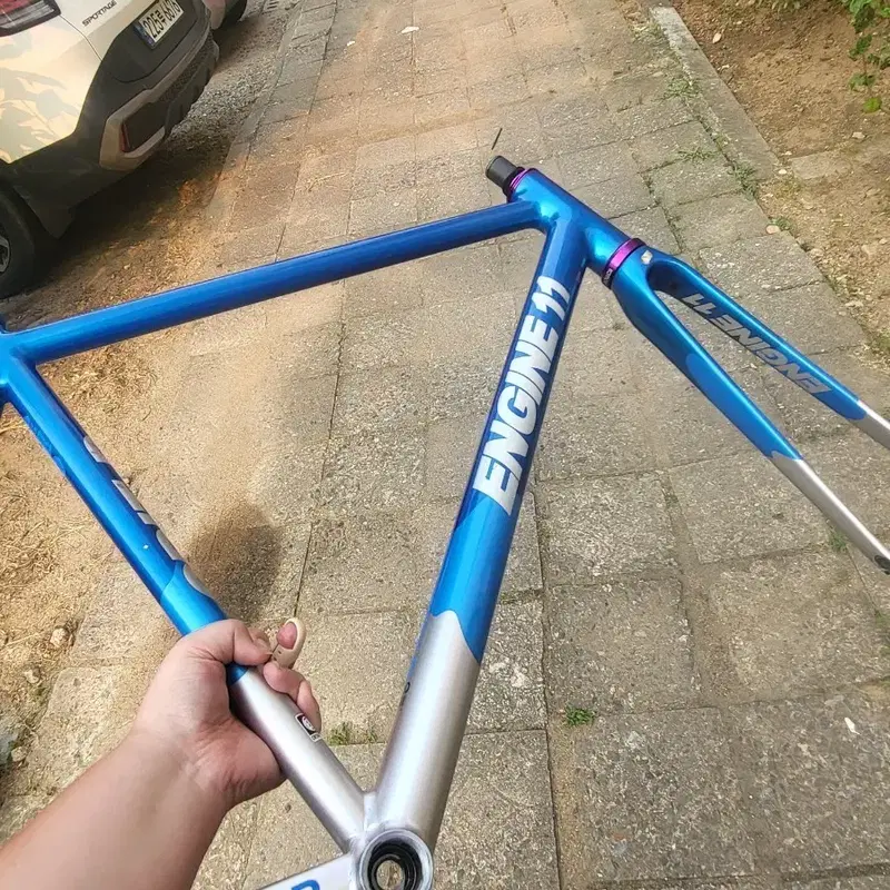 엔진11 캔디블루 L사이즈 프레임 급처합니다 가격 어그로 x