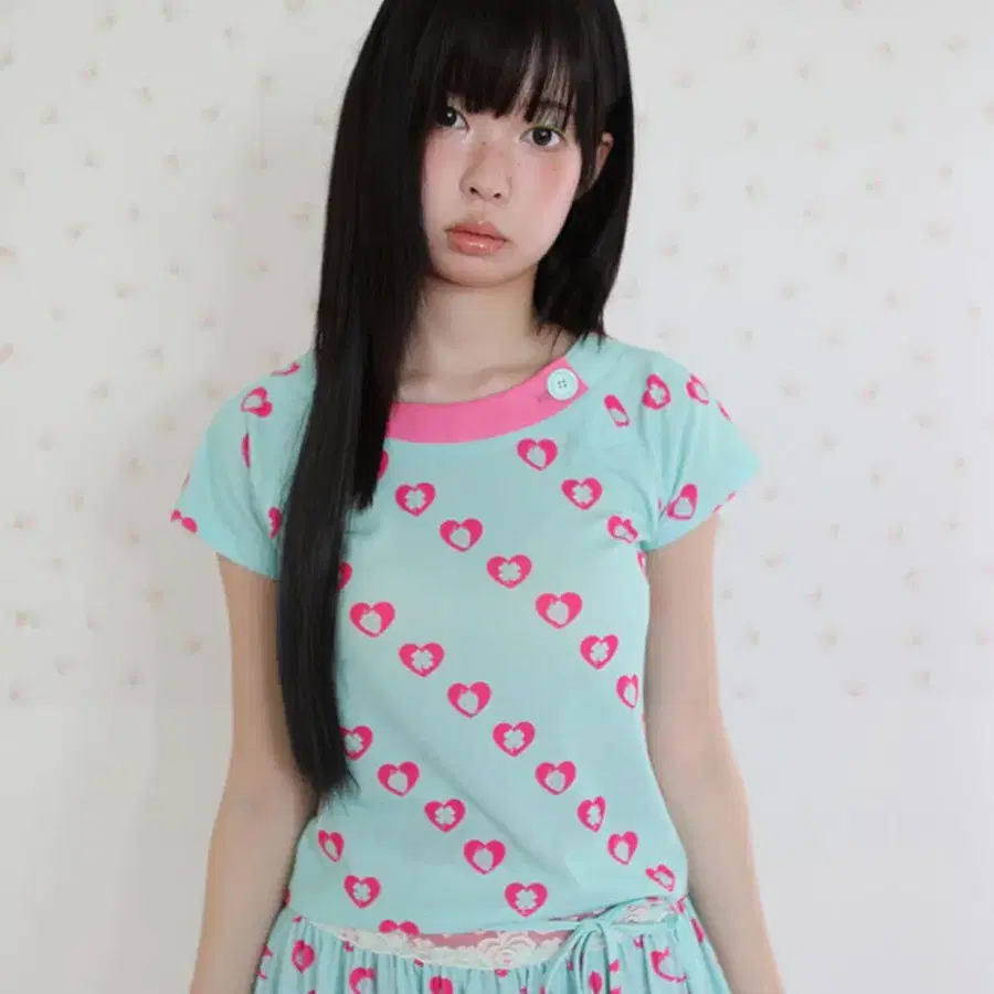 노피셜노피스 HEART BERRY BUTTON TOP MINT