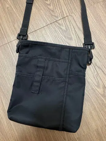 [새상품급] 무인양품 펜꽂이 부착 발수 숄더백