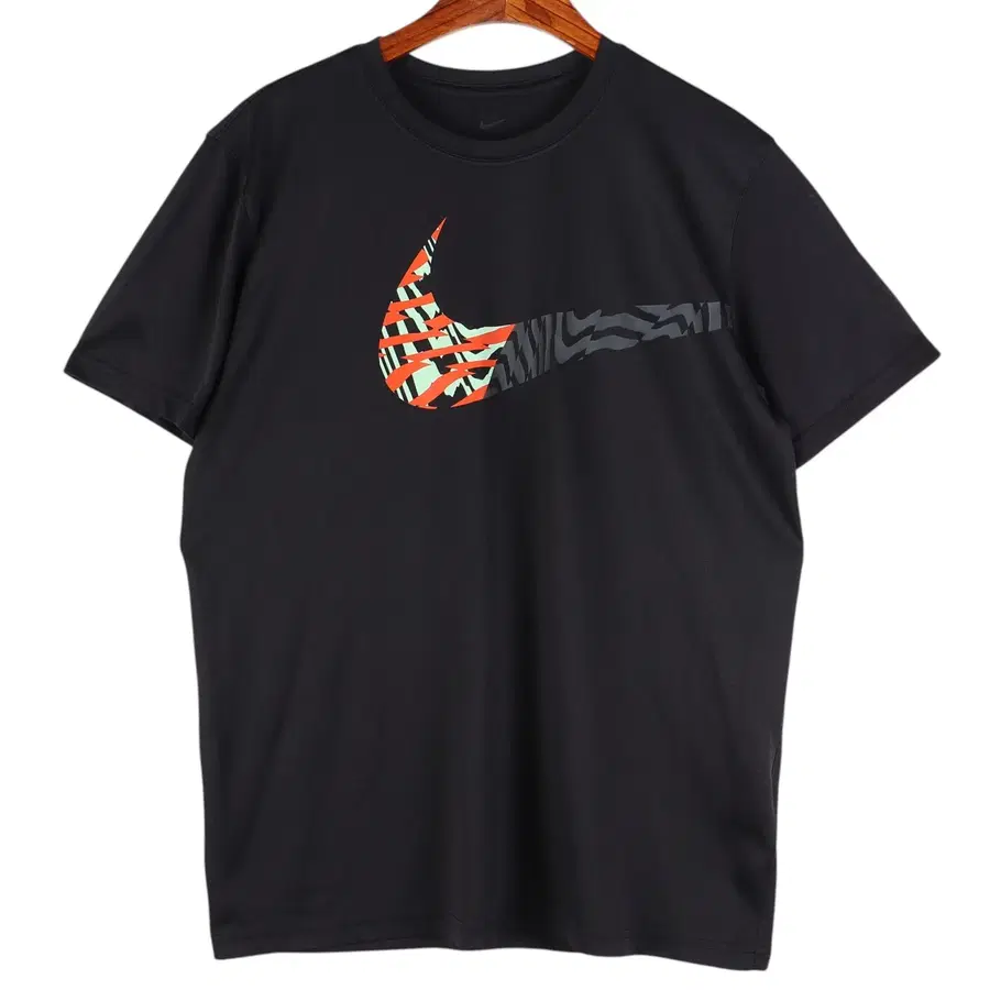 나이키 NIKE 드라이핏 반팔 티셔츠 L / k5807