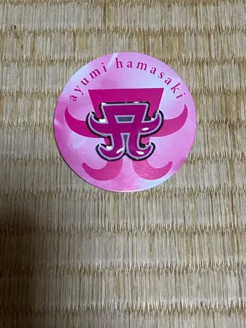 하마사키 아유미 핀 배지 핀즈 핑크 A