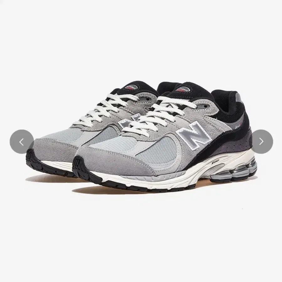 새상품 뉴발란스 2002RSG 240