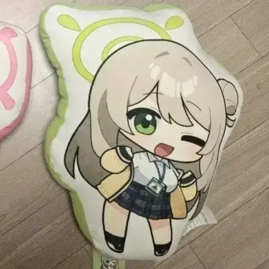 블루 아카이브 노노미 쿠션 팝니다.