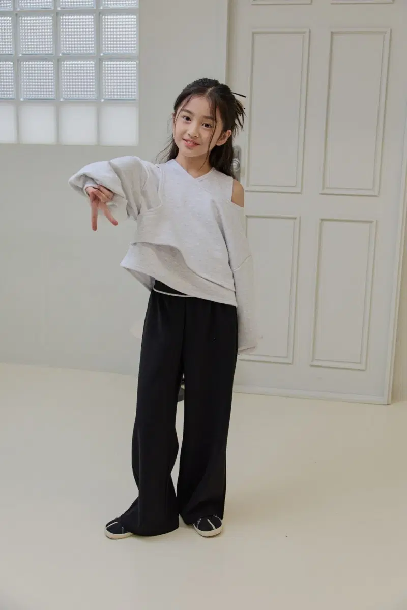 (새상품) 자수 슬랙스