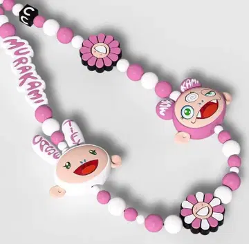 CASETiFY Takashi Murakami 폰 참 새상품
