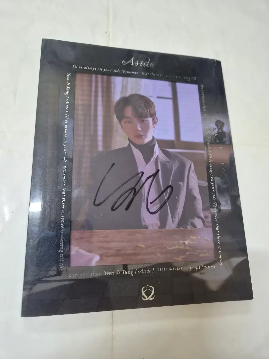 윤지성 앨범 Aside 친필 싸인cd 올려봅니다