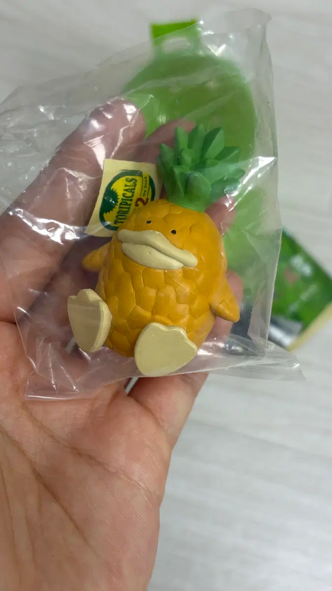 파인애플 오리 가챠