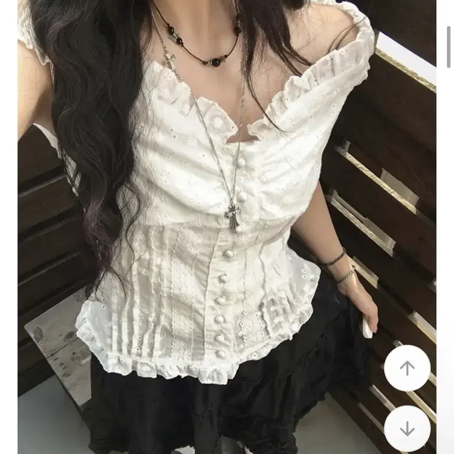 화이트 레이스 블라우스