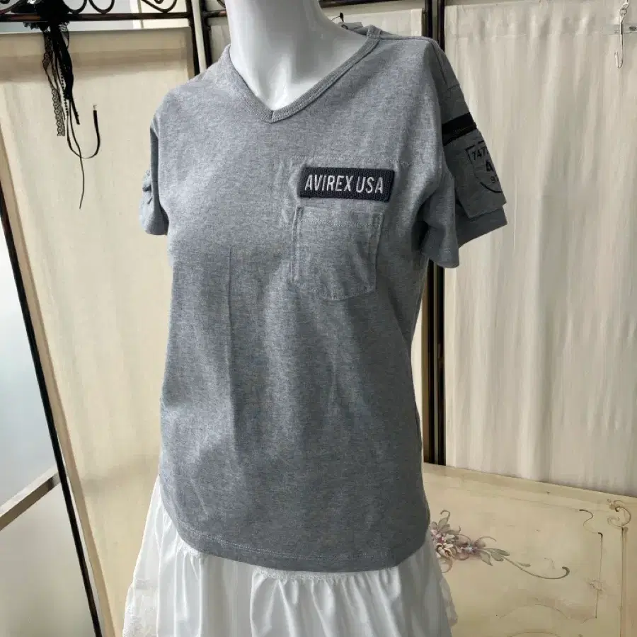 아비렉스 슬림핏 포켓 반팔 1379 모리걸 일본빈티지 y2k 스트릿 갸루 펑키 fabric - size 어깨39 가슴44 총장58 소매16 단면측정으로 측정 방법에 따라 약간의 오
