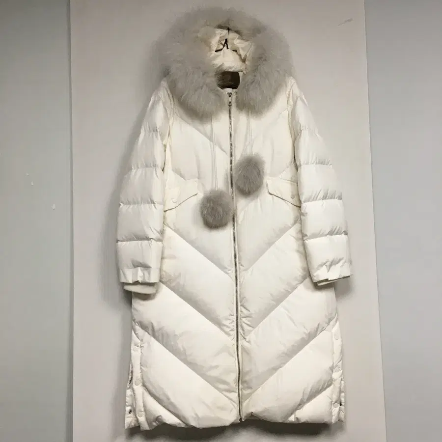 BCBG 비씨비지 올앤썬드리 방울 구스 롱패딩 66