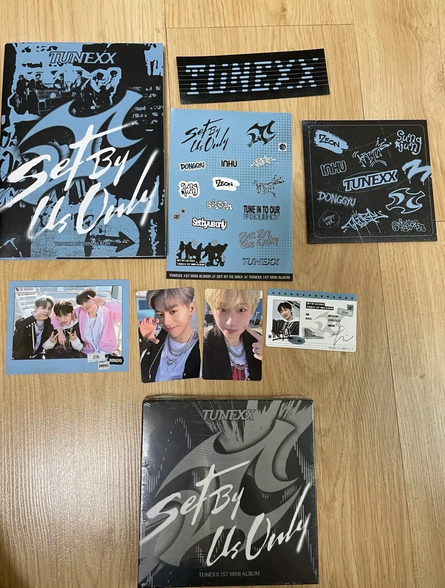 TUNEXX Set By Us Only 1집 미니앨범 튜넥스