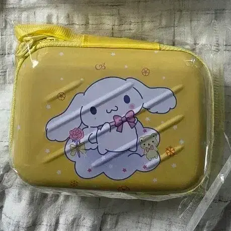 쿠로미 시나모롤 파우치 2종