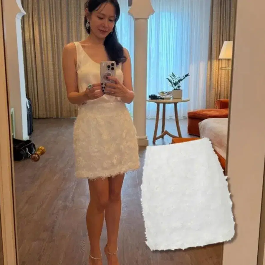 [새상품] 쿠메 플라워 레이스 미니 스커트 화이트 (손예진, 손연재 착용)