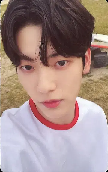 TXT 수빈 2022 SEASON of TXT Midsummer Sunrise Red ver. 트레이딩 카드