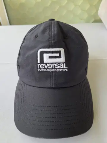 reversal 캡 블랙