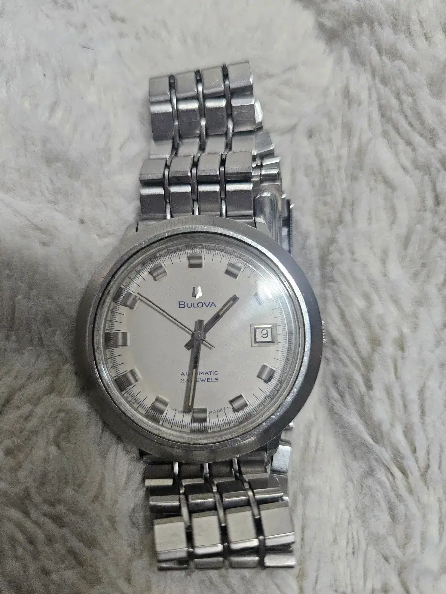 부로바 70s 오토매틱 드레스 시계 36mm