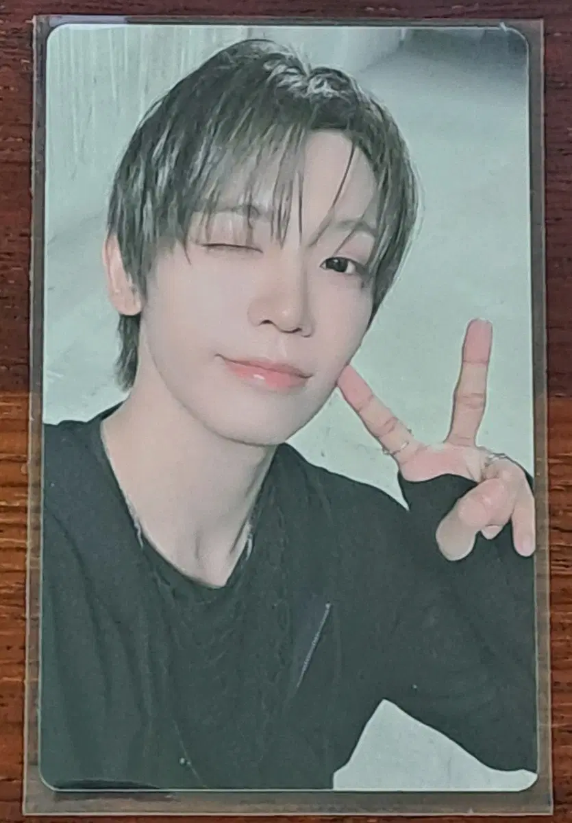 아홉 장슈아이보 위버스 A 버전 특전 포카