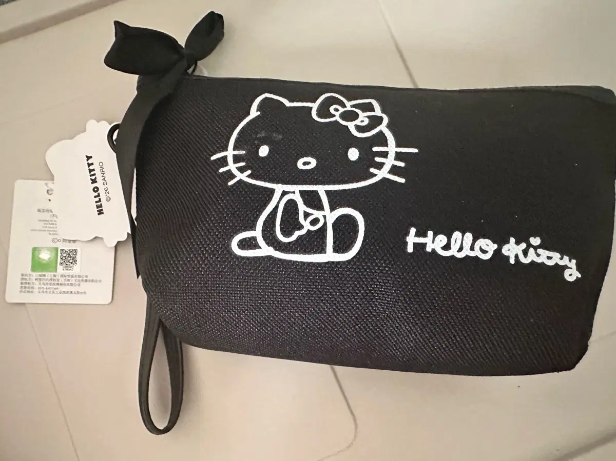 헬로키티 파우치 블랙