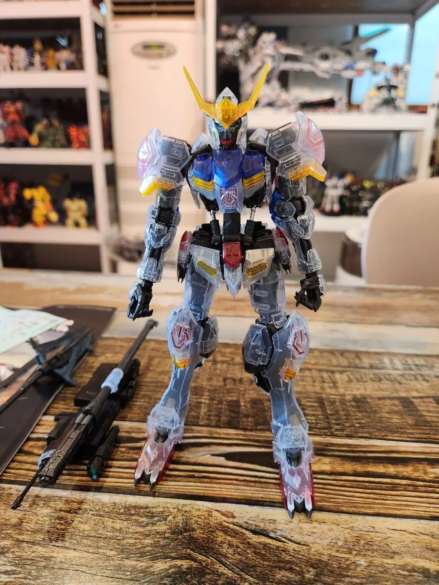 MG 발바토스 클리어컬러 건담