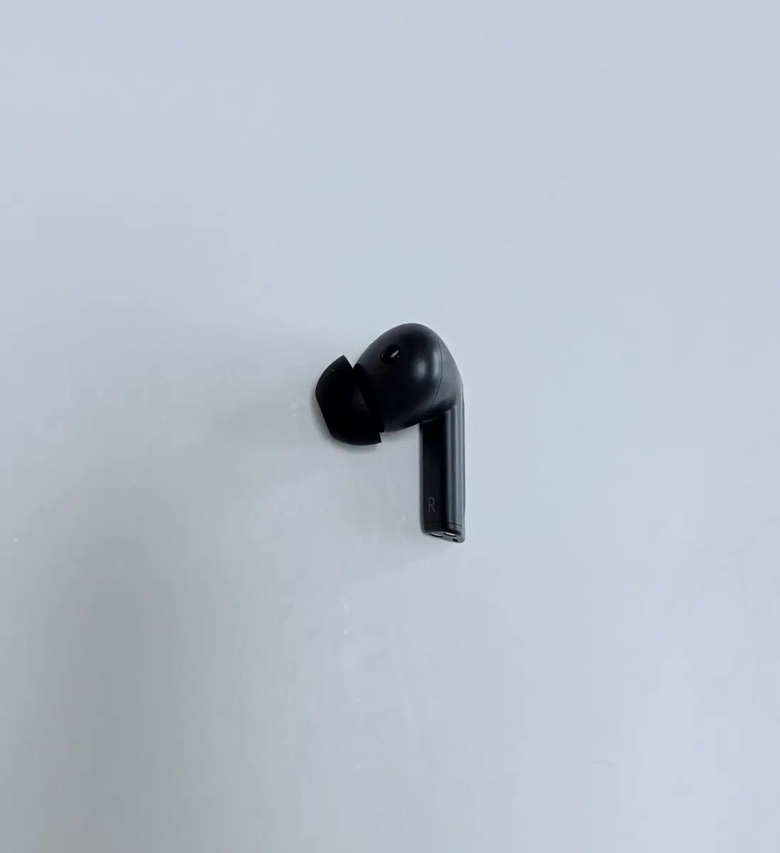 갤럭시 버즈3FE 오른쪽 유닛 블랙 (SM-R420N)