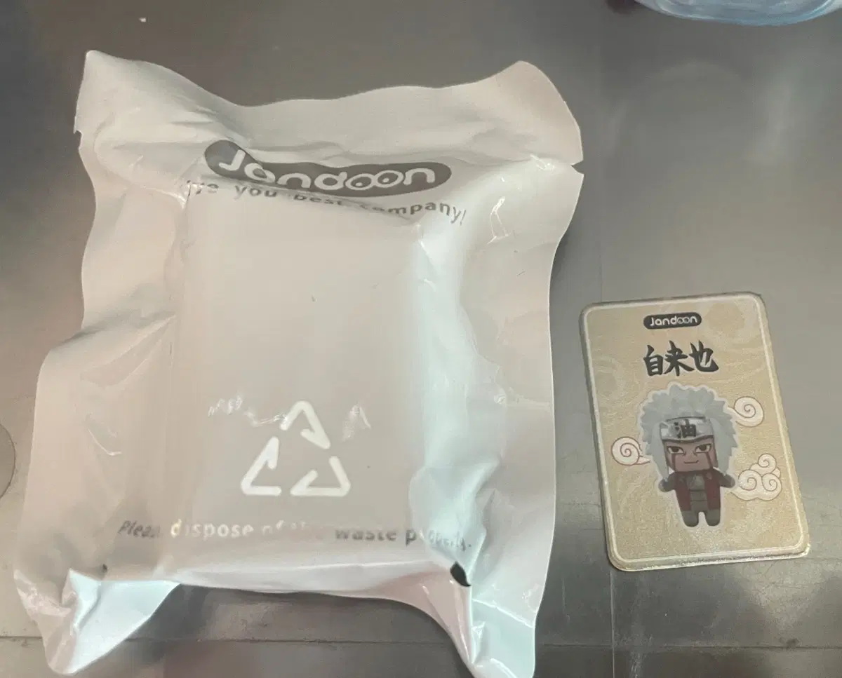 나루토 쌀알 피규어 지라이야