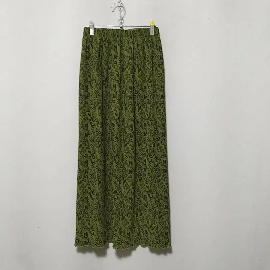 마181 새상품.플리츠롱스커트