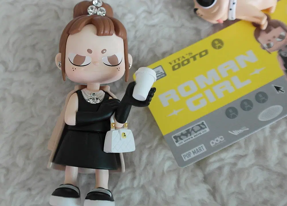 팝마트 비타 OOTD 시크릿