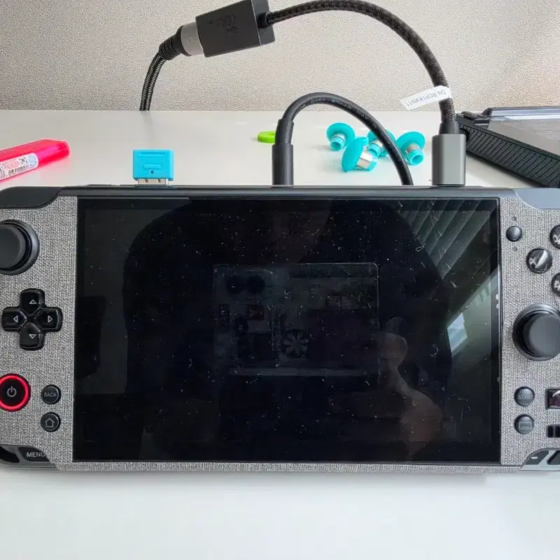 GPD WIN5 32GB / 2TB 풀박스 (상태 s급)