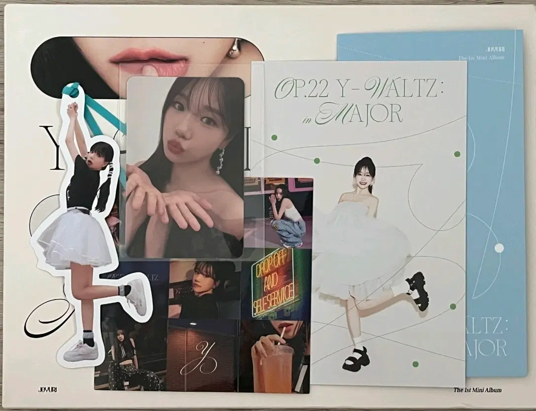 조유리 러브쉿 개봉 앨범 풀구성 waltz 포카