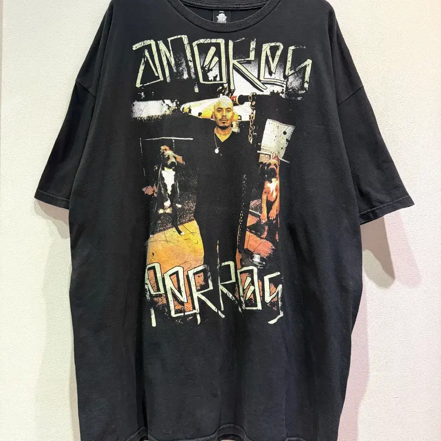 Amores Perros Estevan Oriol Tee 2XL