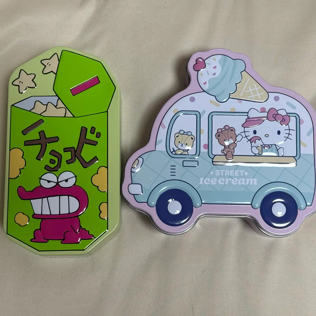 초코비 헬로키티 틴케이스