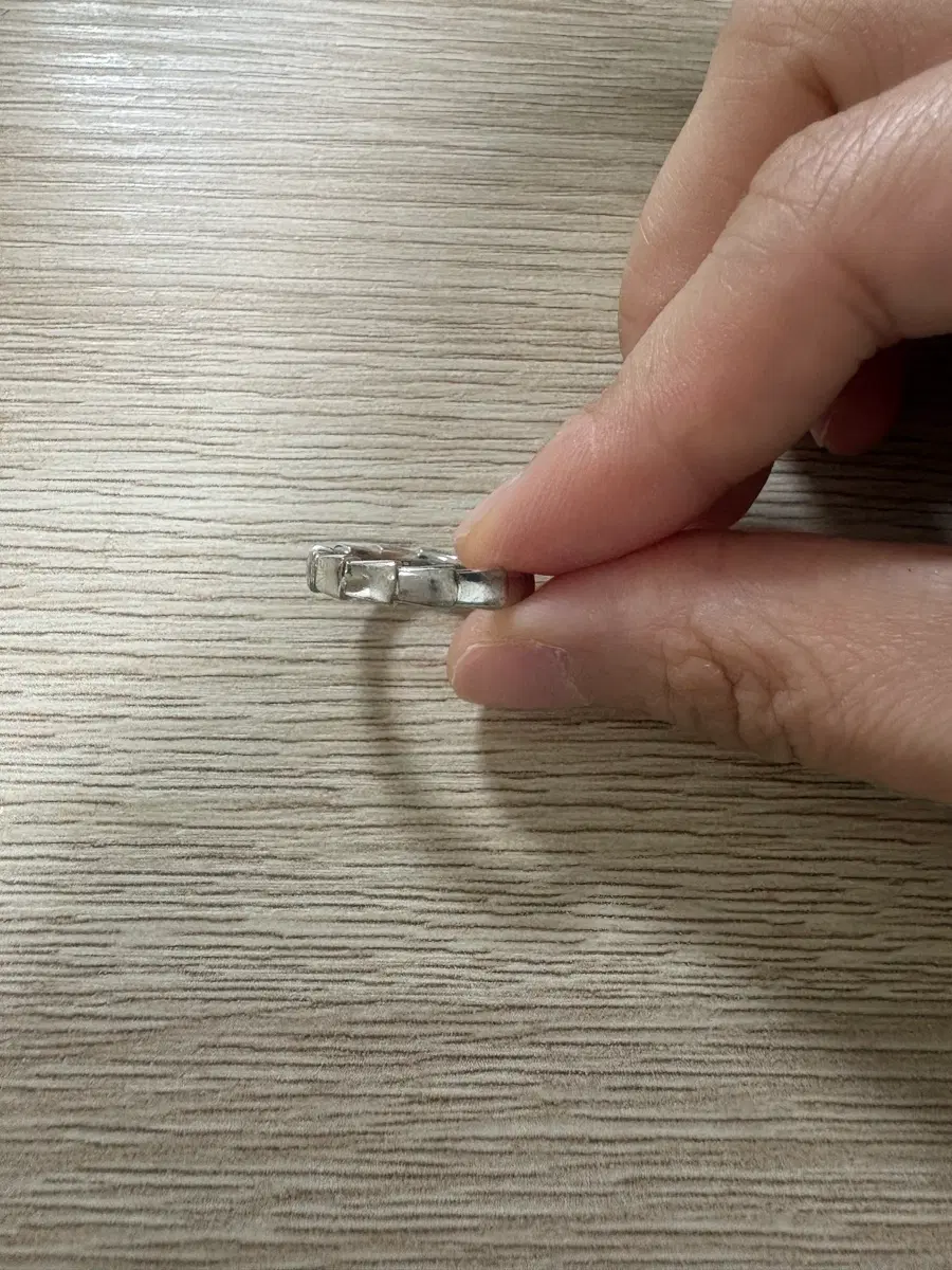 불가리 세르펜티 반지