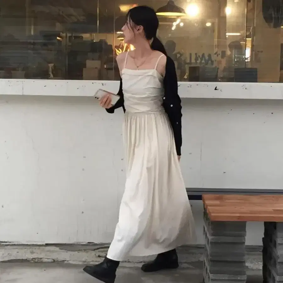 어다올 Jelli shirring choker long dress - ivory