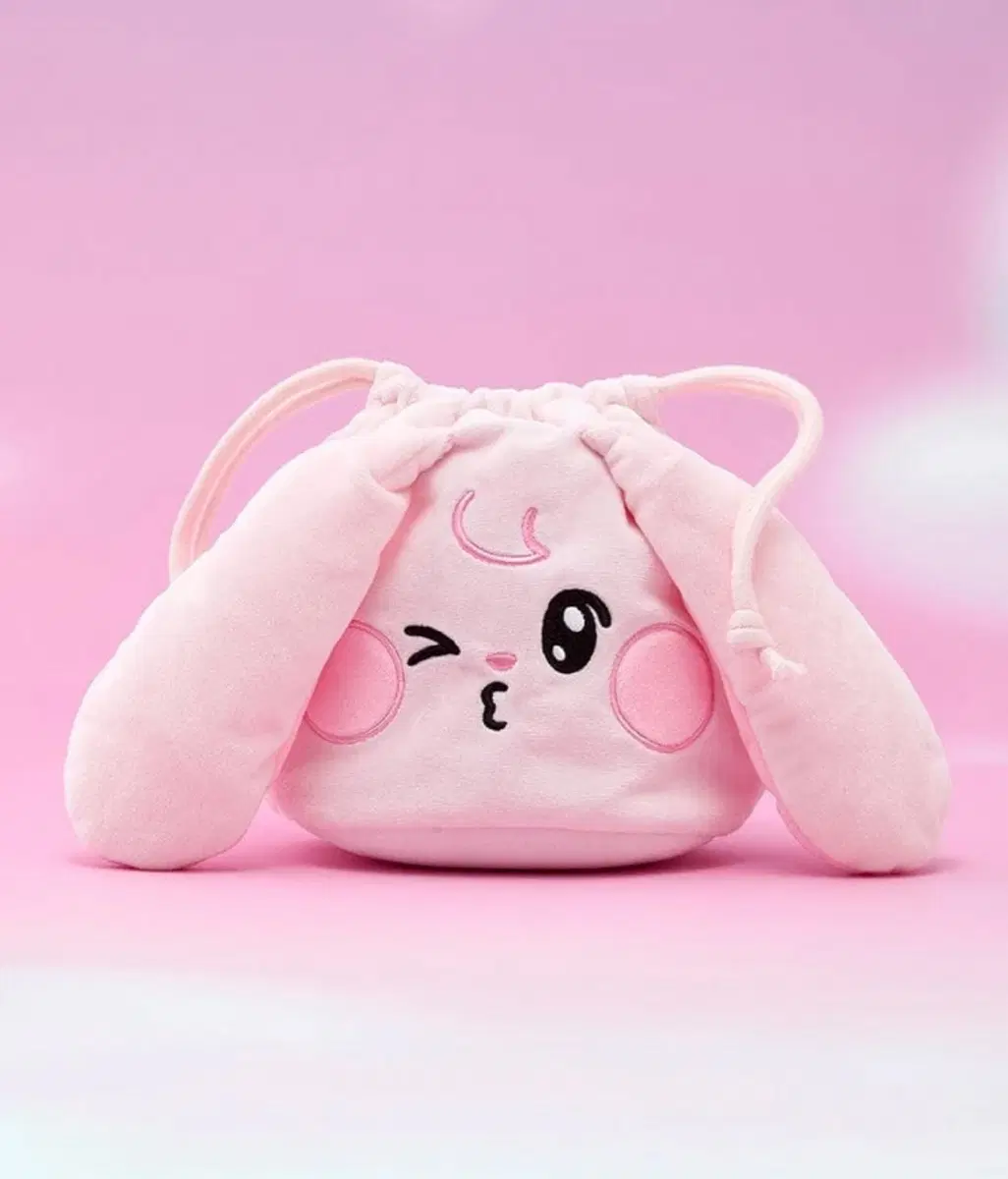뀨핑 스트링 파우치 구해요