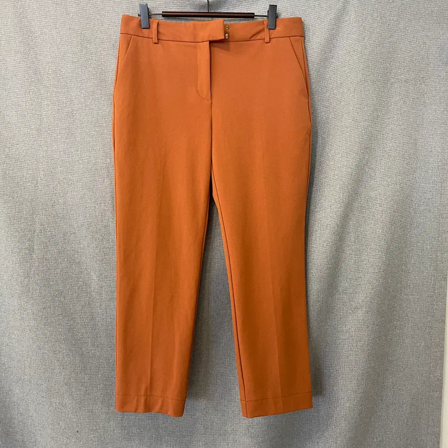 REISS 리스 브릭 오렌지 테일러드 슬랙스