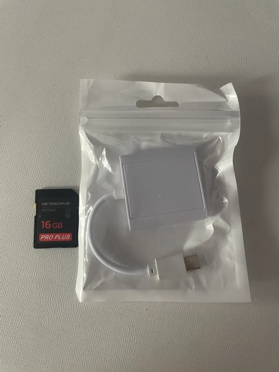 SD카드 16GB + c타입 리더기