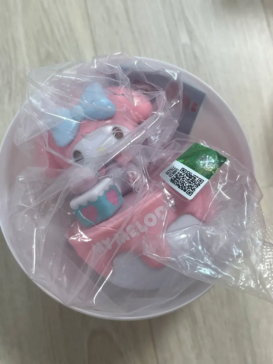 산리오 딸기케이크 가챠 마멜