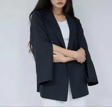 GALLARDAGALANTE 개럴개런트 슬릿 슬리브 자켓